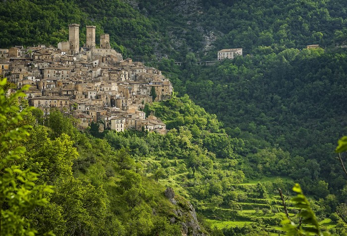 Pacentro, Italy: Medieval Village on a Hillside