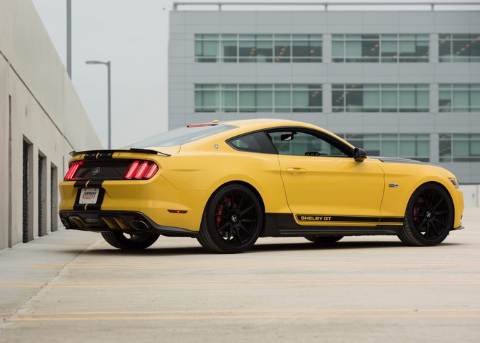 Yellow Ford Mustang Shelby GT