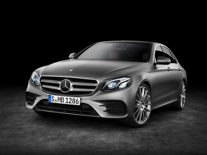 Mercedes-Benz AMG E-Class W213 4K