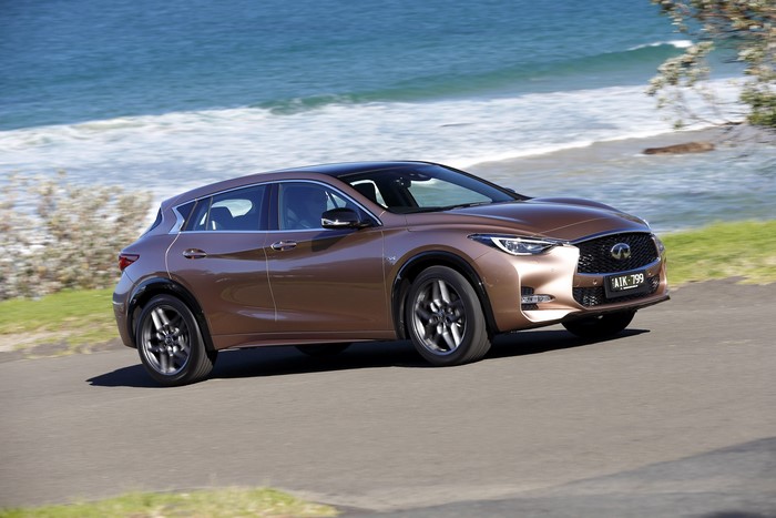 2016 Infiniti Q30S 2.0t AWD
