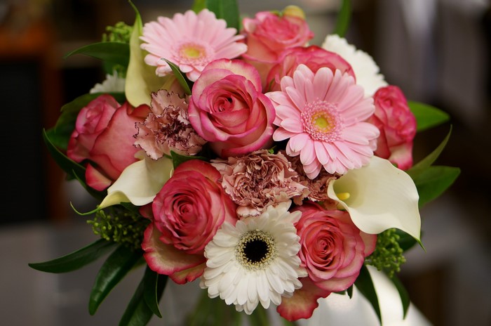 Bouquet of Roses, Gerberas, and Calla Lilies