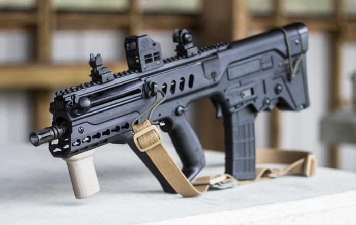 4K TAR-21 Assault Rifle