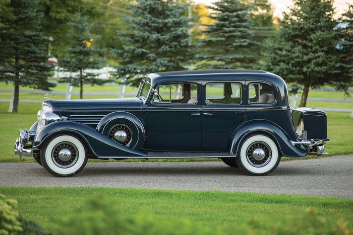 1935 Buick Series 60 Sedan