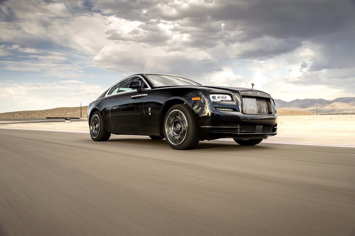 Rolls-Royce Wraith Black Badge in Motion