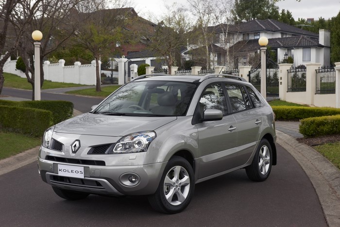 2008 Renault Koleos parked on a suburban street
