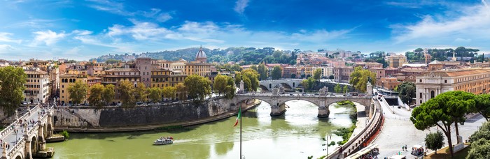 Rome, Italy: Tiber River and Bridges