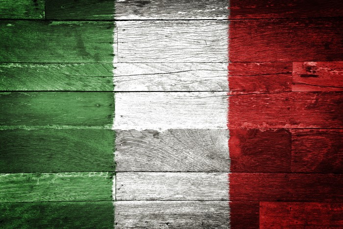 Italy Flag on Wood Planks 4K