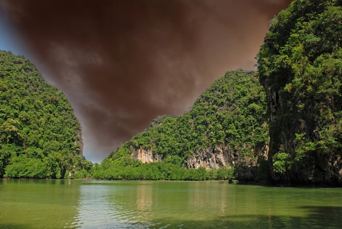 Green mountains and lake in Thailand