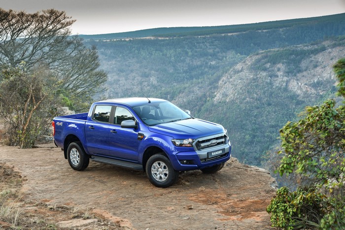 Blue Ford Ranger XLS Double Cab 4x4
