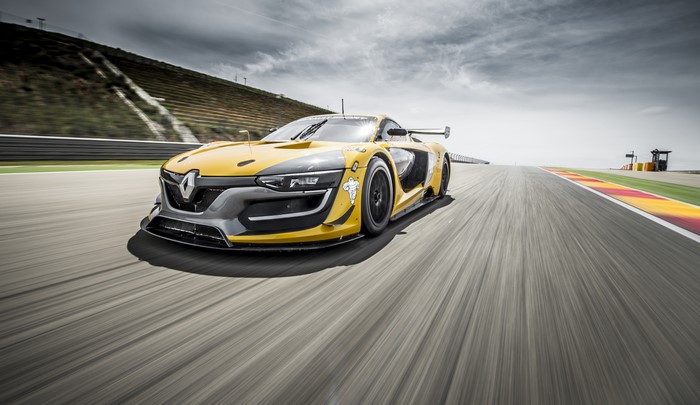 Renault RS 01 race car on track