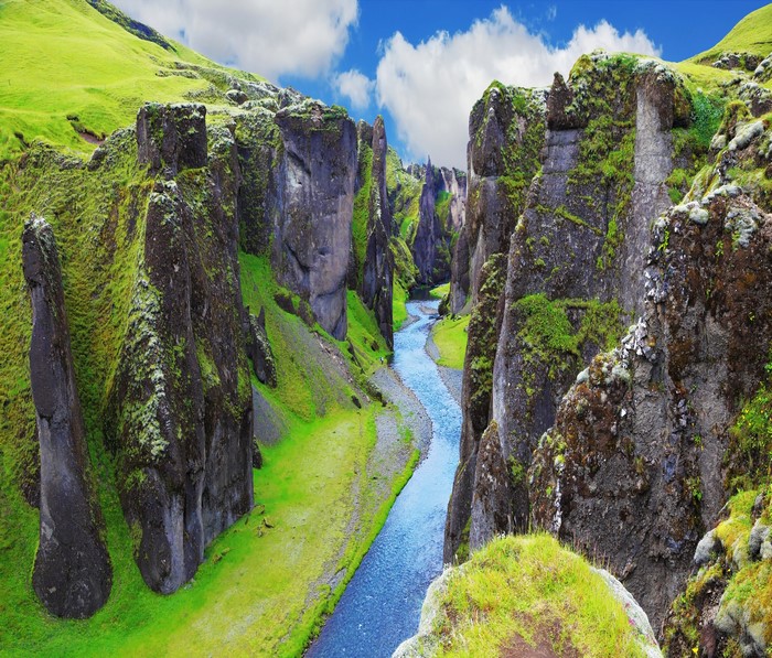 Fjaðrárgljúfur Canyon, Iceland