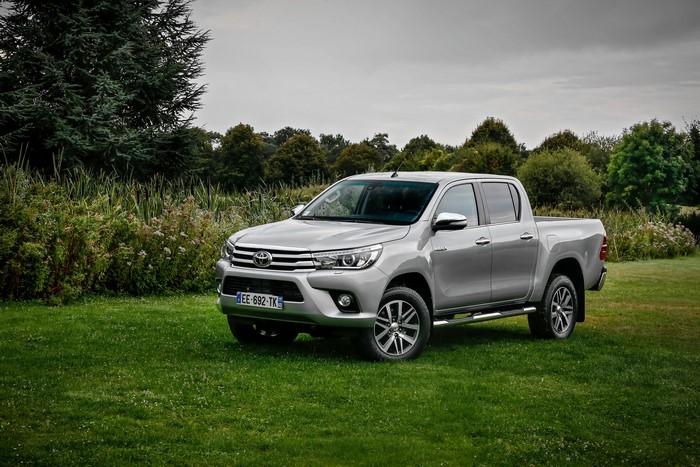 2015-16 Toyota Hilux 4x4 Double Cab