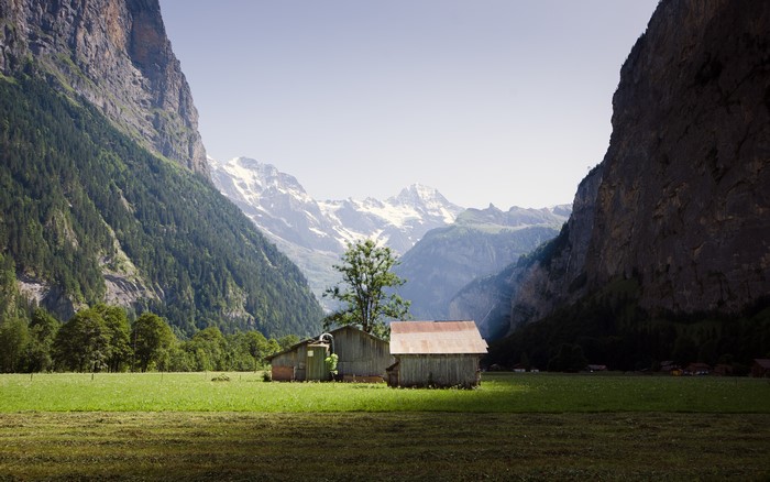 4K Lauterbrunnen Switzerland Mountains Alps