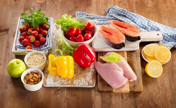 Healthy Foods: Strawberries, Salmon, Chicken, Vegetables, Fruits, Nuts, Oats