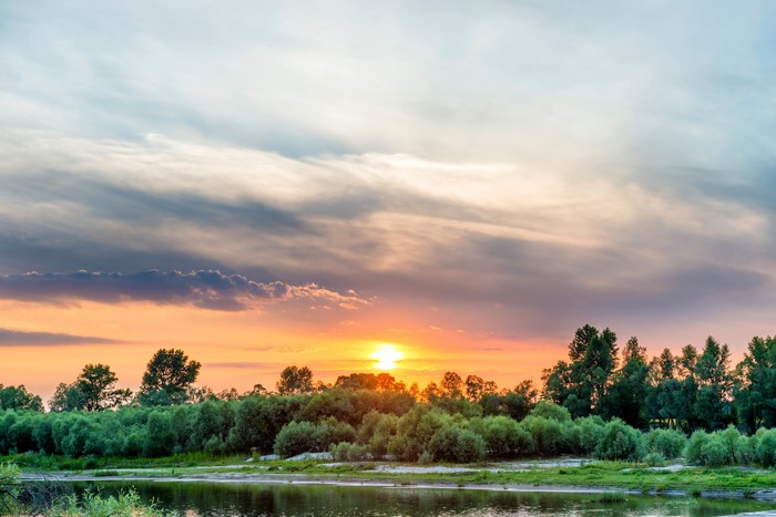 4K Dnepr Ukraine Sunrises and sunsets Rivers Sky Sun