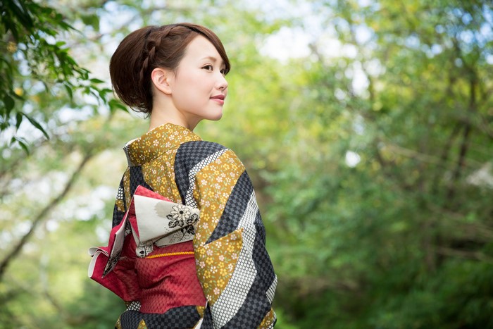 Asian woman in kimono with brown hair