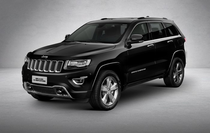 Black Jeep Grand Cherokee Overland Latam