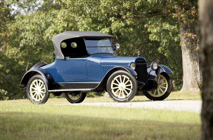 1917 Chalmers Model 6-30 Roadster