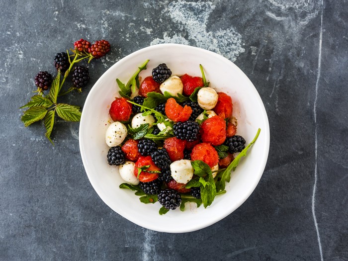 Blackberry and Tomato Salad with Mozzarella