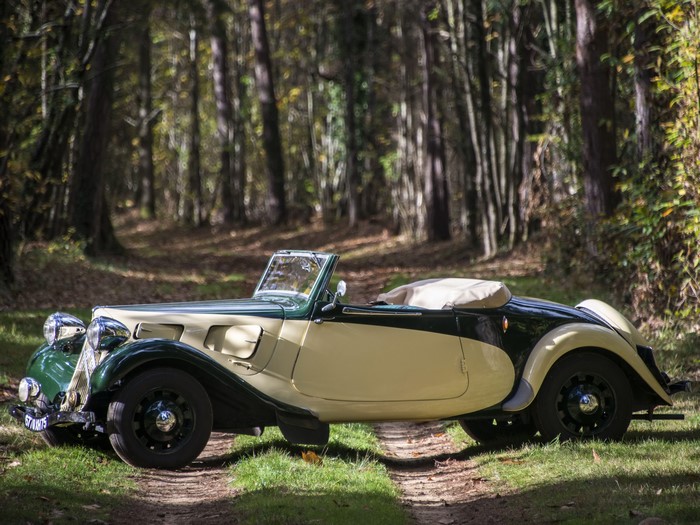 1937-40 Citroen Traction Avant 11CV Cabriolet in forest