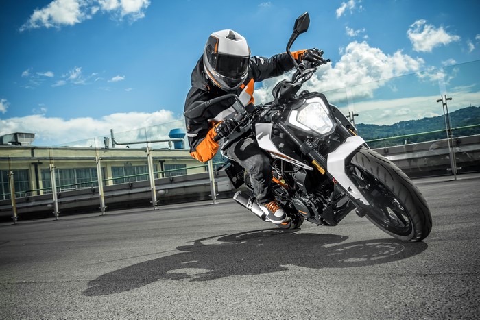 4K KTM 250 Duke motorcycle rider