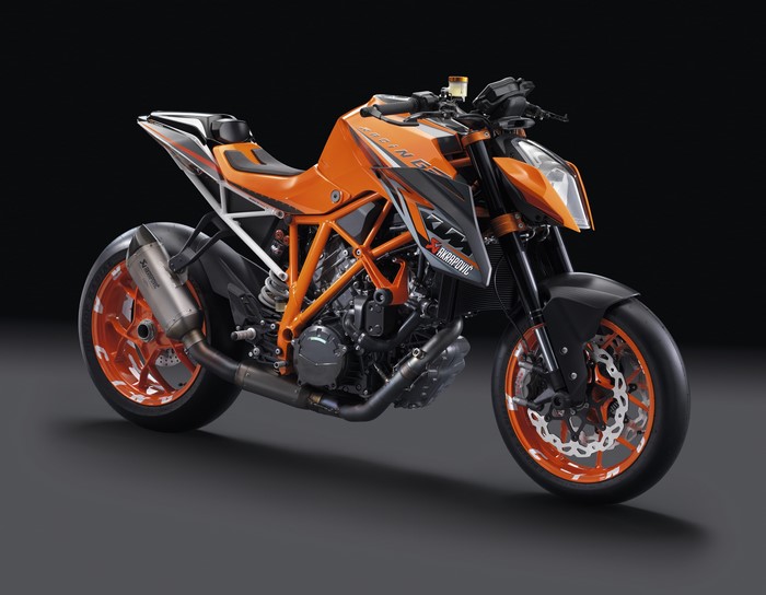 4K KTM 1290 Super Duke R Motorcycle