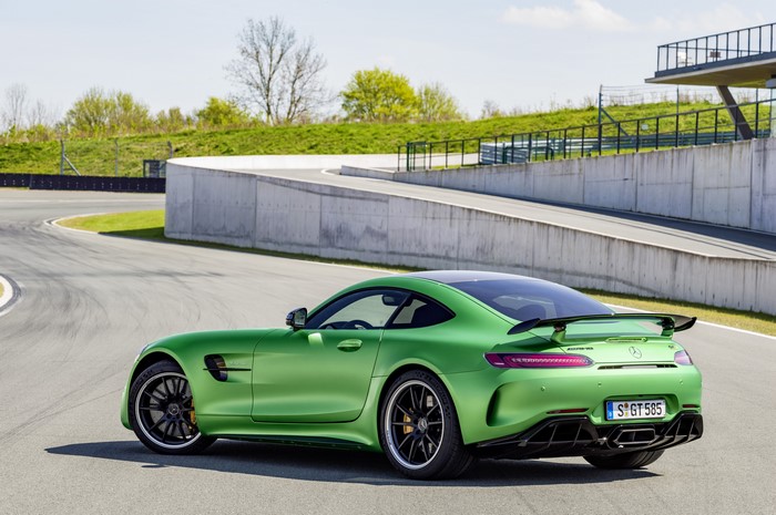 4K 2016 Mercedes-Benz AMG GT R
