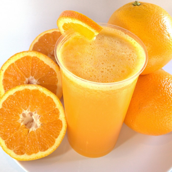 Orange juice with oranges