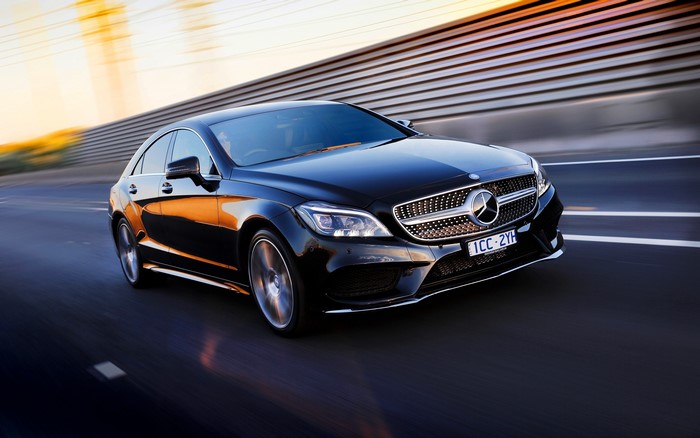 4K Mercedes-Benz CLS in Motion