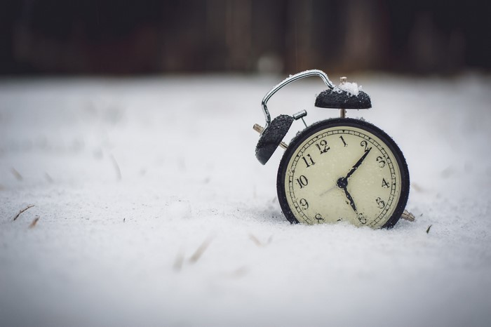Alarm clock in the snow