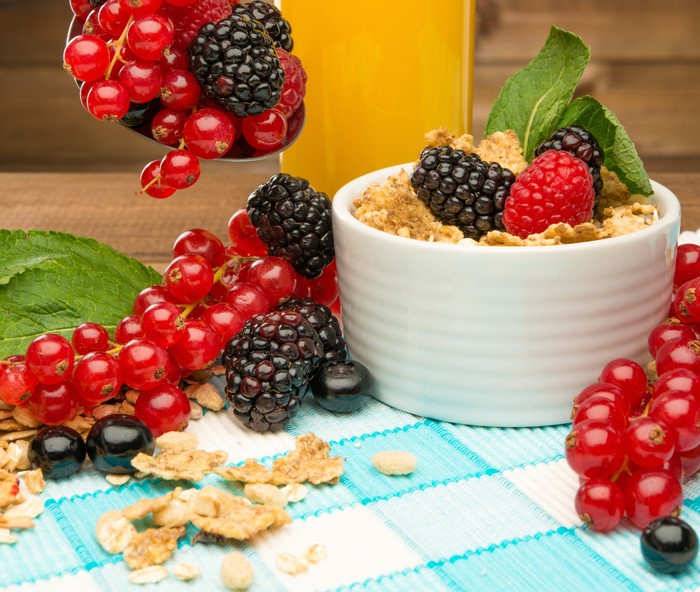 4K Berries and Cereal with Orange Juice