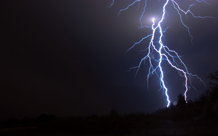 4K Powerful Night Lightning Strike