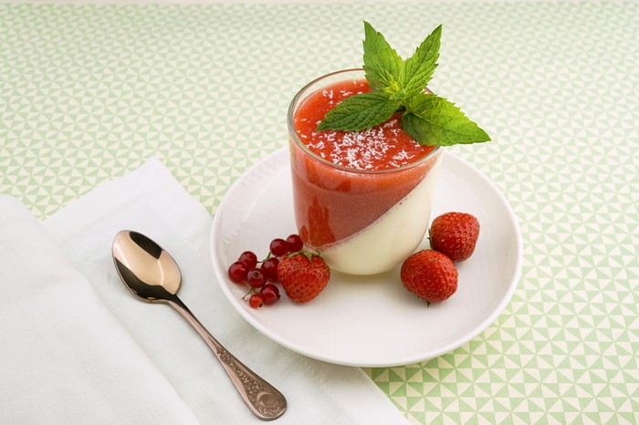Strawberry Panna Cotta with Currants and Mint