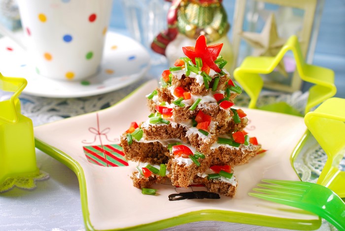 Christmas tree made of bread and cream cheese