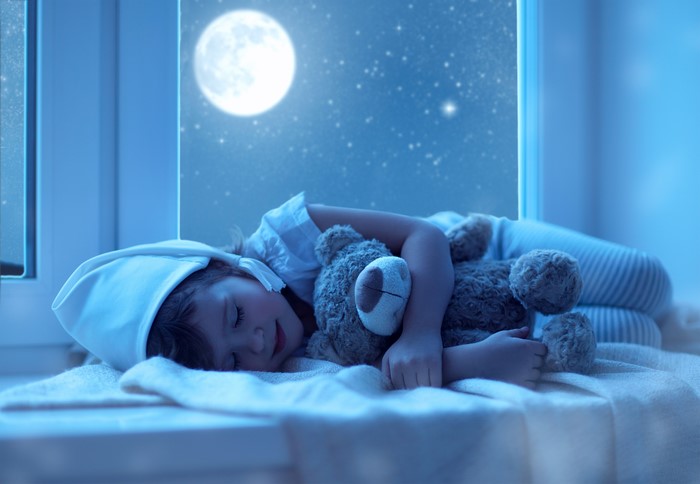 4K Sleeping Girl Hugging Teddy Bear Under Full Moon