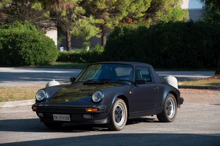 Black 1984-89 Porsche 911 Carrera 3.2 Cabriolet