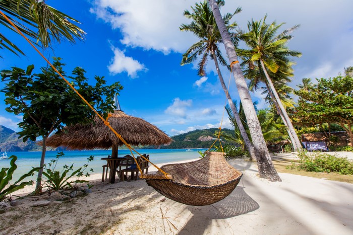 4K Tropical Beach with Hammock in Philippines