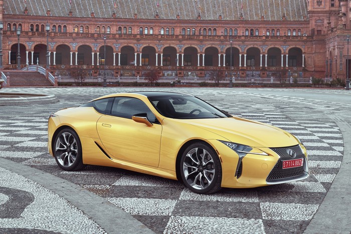 Yellow Lexus LC 500 EU-spec