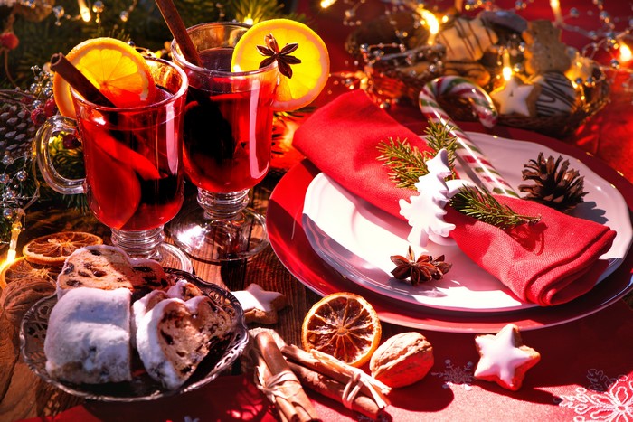 Christmas mulled wine with cookies and nuts