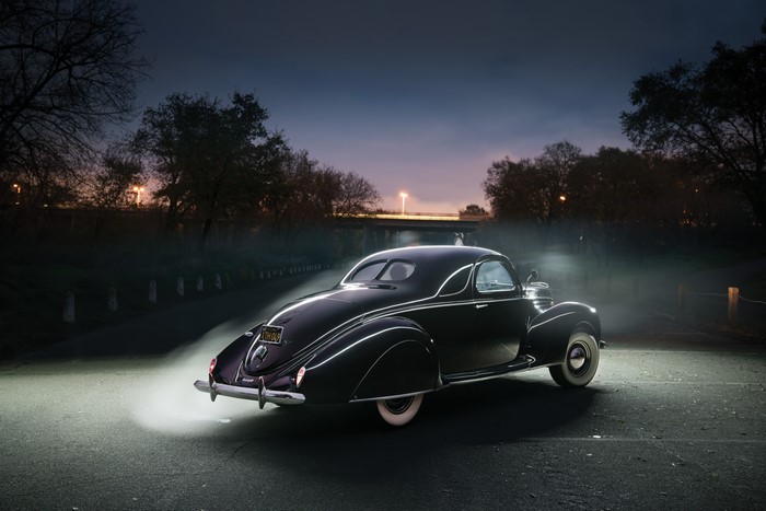 1939 Lincoln Zephyr Coupe from the back