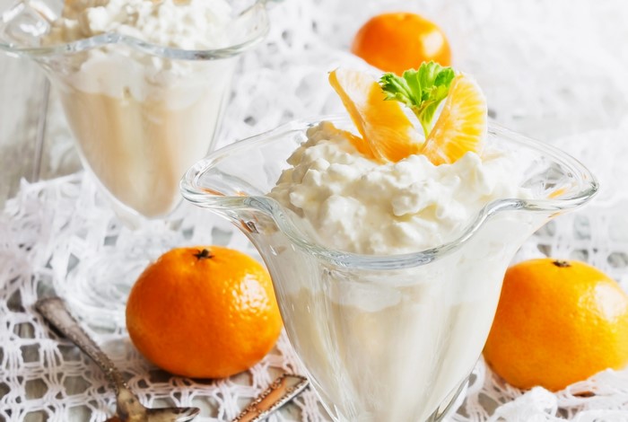 Dessert with Mandarin oranges and cottage cheese