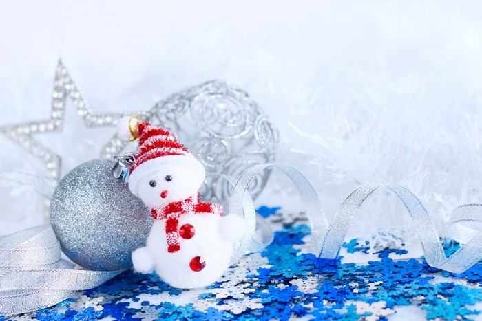 Christmas snowman with ornaments and snowflakes