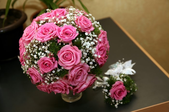 Pink Roses Bouquets