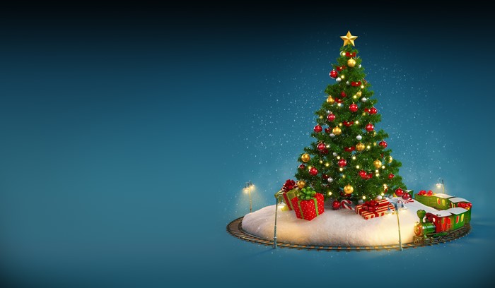 4K Christmas tree with gifts and train