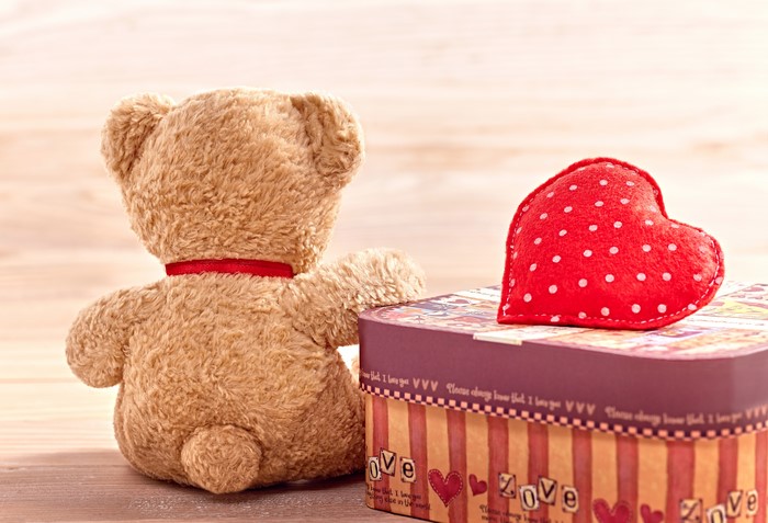 Teddy bear with a heart and gift box