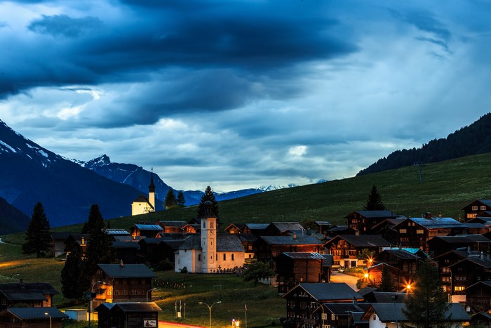 Gluringen Goms Switzerland Houses Mountains Evening Sky