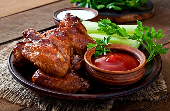 Roast Chicken Wings with Ketchup and Celery