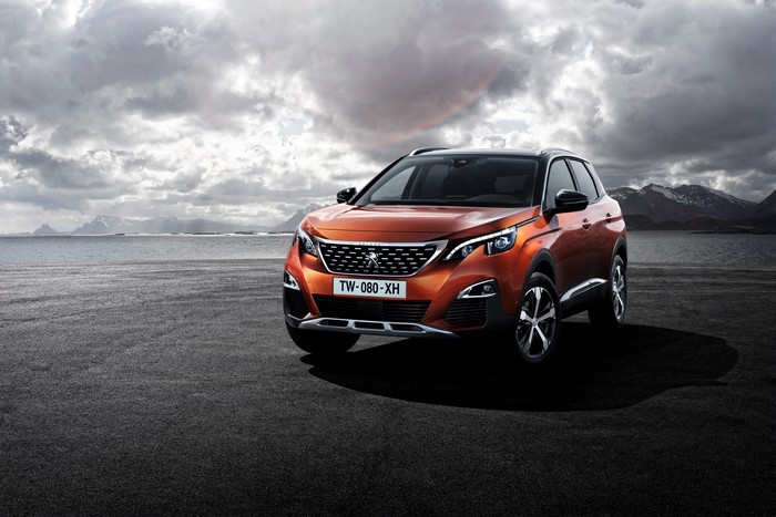 Orange Peugeot 3008 SUV