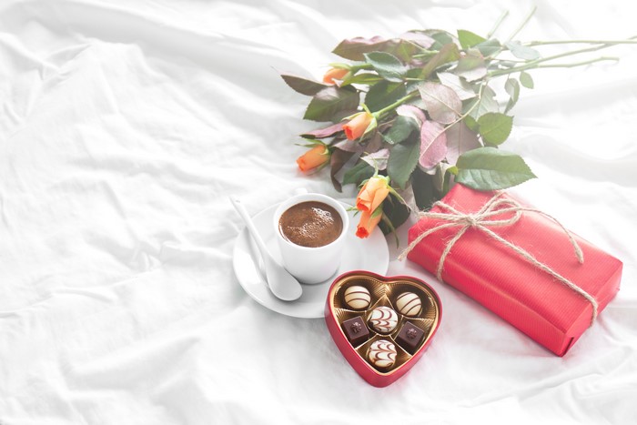Still-life of Roses, Coffee, Candy, Chocolate, Cup, Gifts, Heart