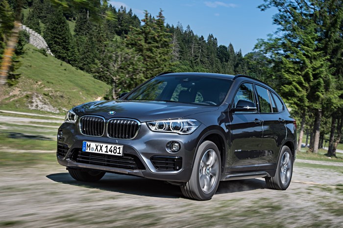 4K 2015 BMW X1 Sport Line F48 Motion
